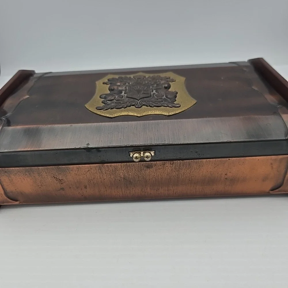 Vintage Coat Of Arms Copper Jewelry Box 10
